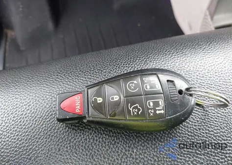 2017 Dodge Grand Caravan Sxt из США, поврежденный, VIN 2C4RDGCG8HR716966